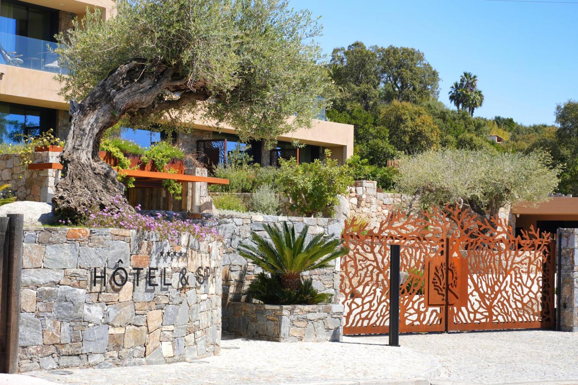 Les Regalia Hotel & Spa Sainte-Lucie de Porto-Vecchio Bagian luar foto
